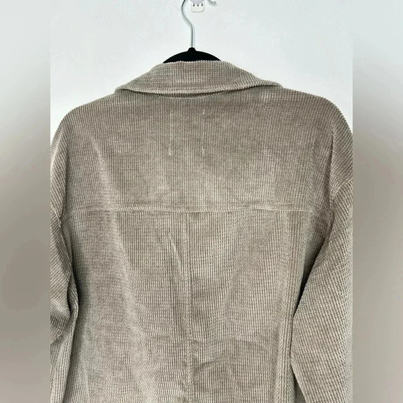Stoosh Faux Corduroy Long Sleeve Brown Button Up Shirt Shacket Sz XL Cozy Travel - Picture 6 of 9